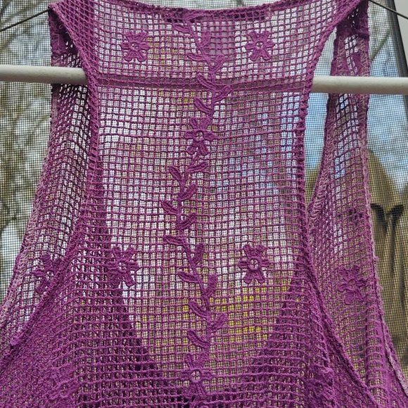 Crochet cotton tank/vest rezrekshn by Esther Chen size medium - Picture 5 of 9